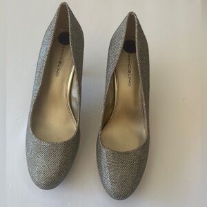 Bandolino Glittery Silver Round-Toe Heels